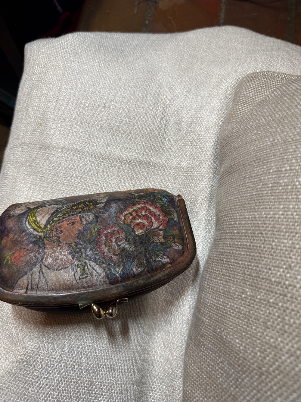 Vintage Hand-Painted Floral Leather makeup’ purse - Cream “Vintage Jane Yoo